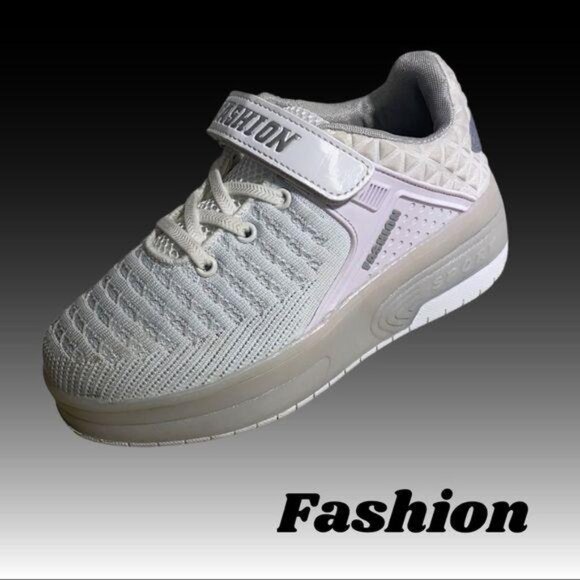 LED Light-Up Roller Skates‎ Kids Sneakers With USB Charging  White Size 35 - Picture 3 of 14